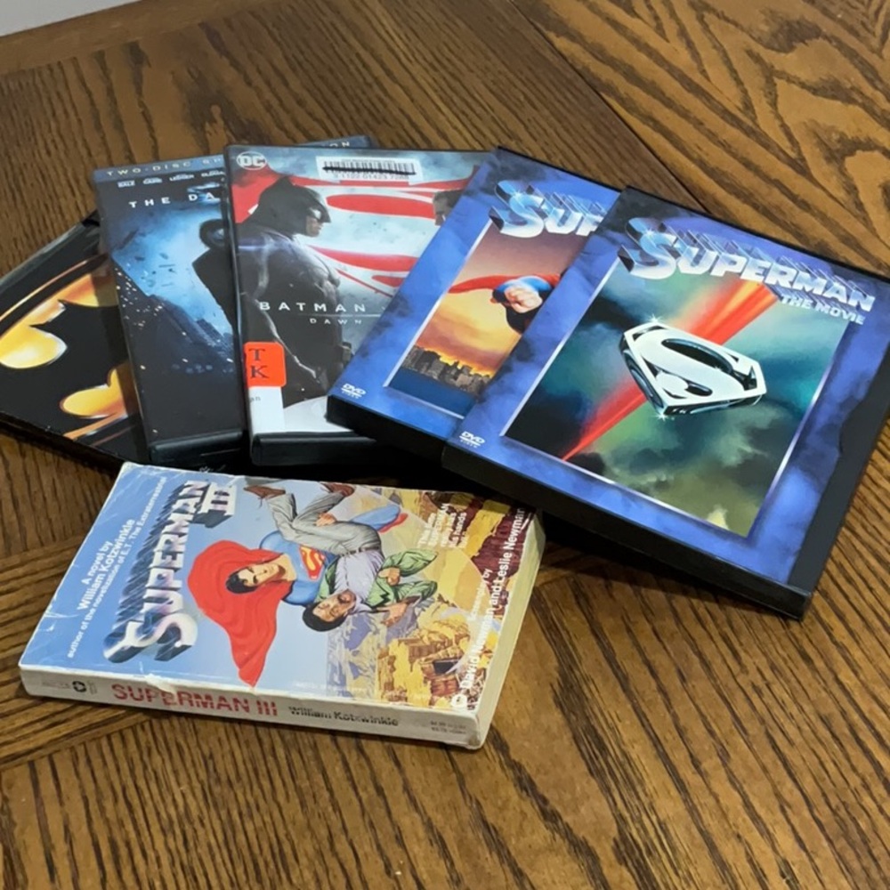 BATMAN, DARK KNIGHT, BATMAN VS SUPERMAN, SUPERMAN THE MOVIE & 2 DVDs +bonus book